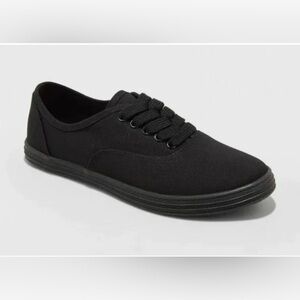 Women's Lunea Apparel Sneakers Black - Universal Thread - SIZE 8‎